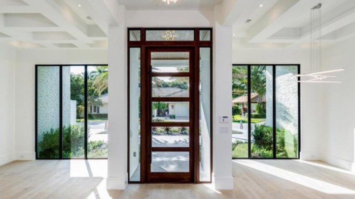 Doors hurricane glass